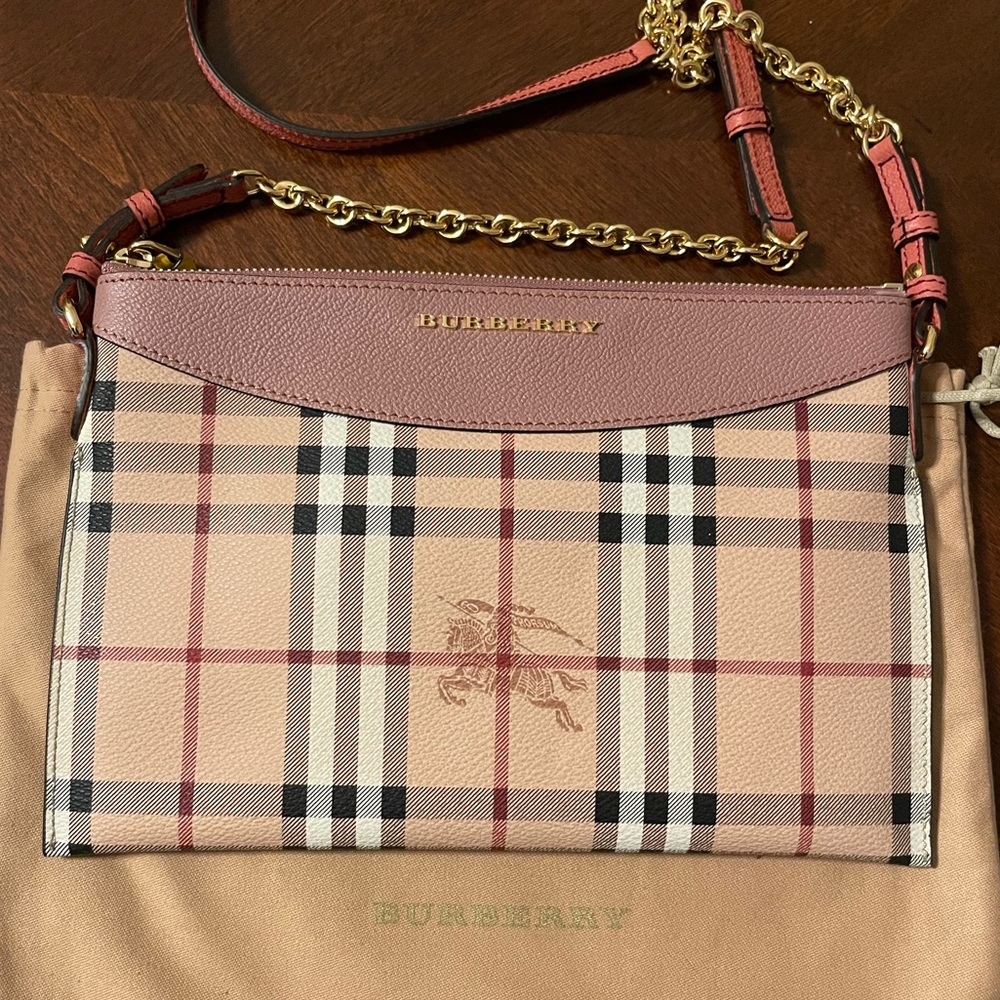 Burberry Haymarket Check Peyton Crossbody Clutch Bag Dusty Pink